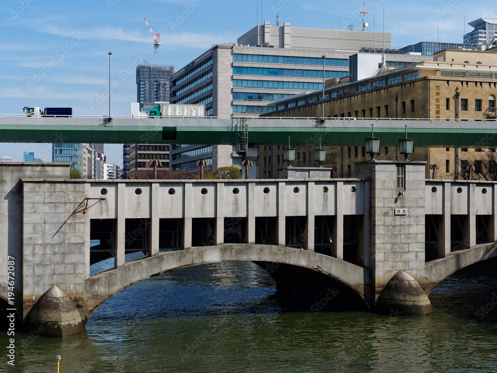 大阪 肥後橋から見る錦橋と土佐堀川