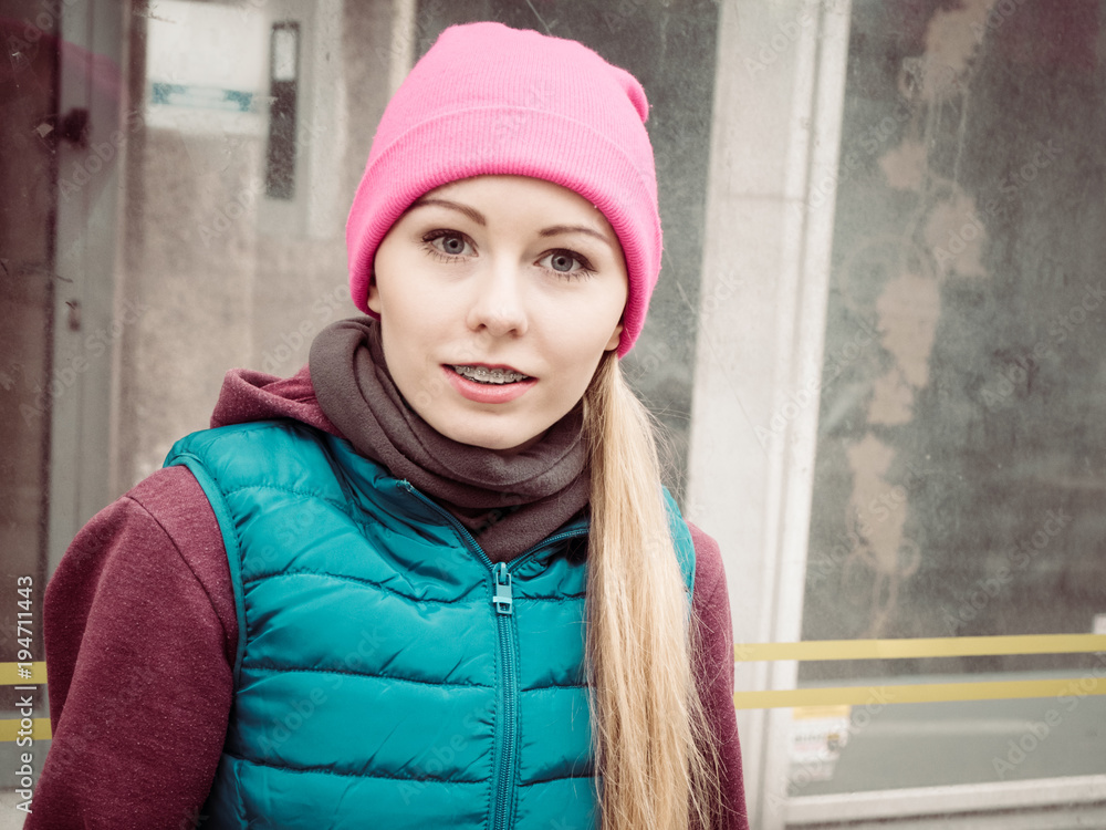 Woman wearing sportswear outside during autumn Woman wearing sportswear outside during autumn