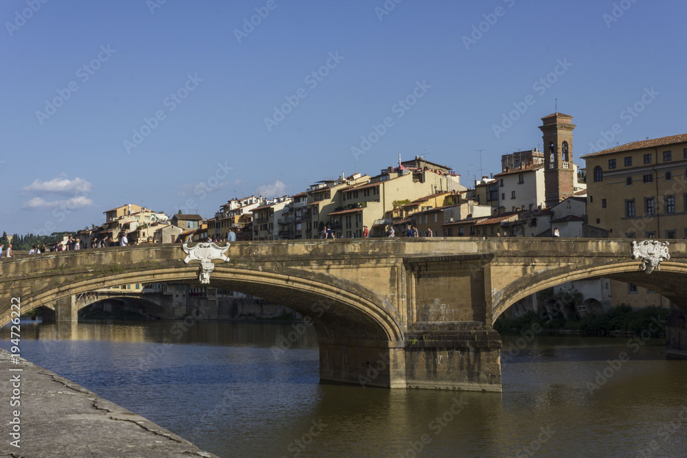 Day vie of Holy Trinity bridge in Florence, spaning the Arno river