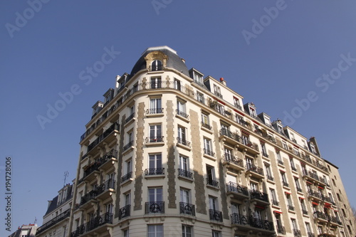 Immeuble du quartier de Montmartre à Paris 