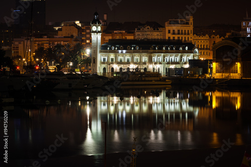 Port authority building in Valencia at night © Andrés García