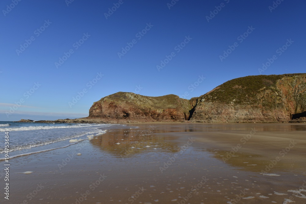 Plemont Bay, Jersey, U.K.
Winter image of a natural beach.