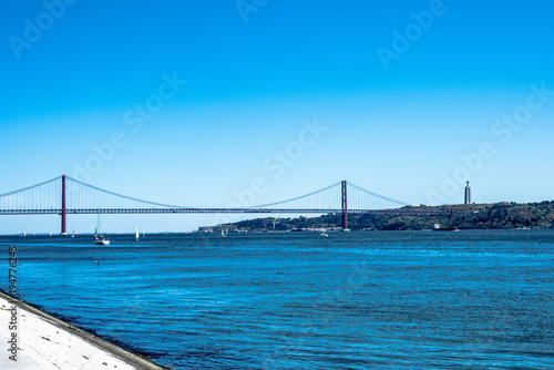 リスボンの4月25日橋