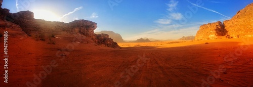 Panorama Wüste mit Steinfelsen © mein-film.ch