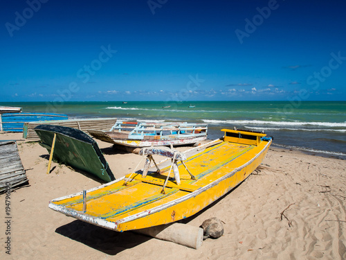 beach view with boats © jpbarcelos