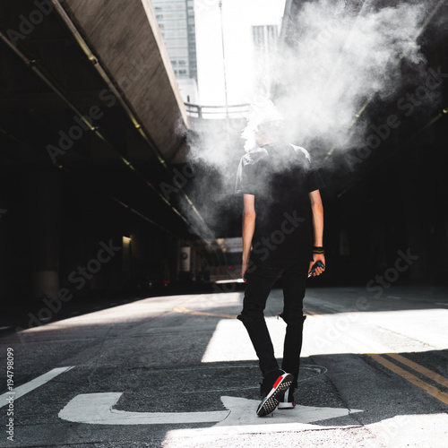 vaping underground photo