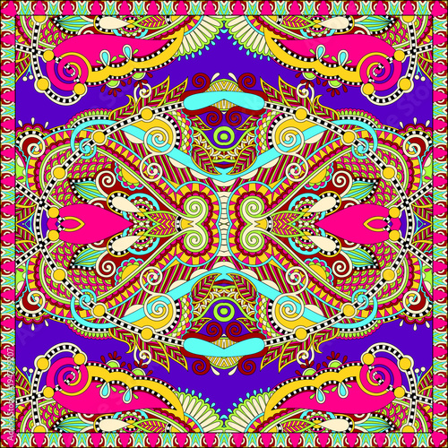 Traditional ornamental floral arabesque paisley bandanna