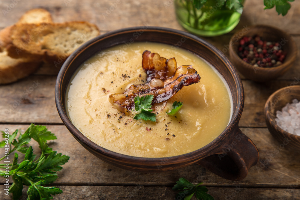 yellow split peas soup with fried bacon yellow split peas soup with fried bacon