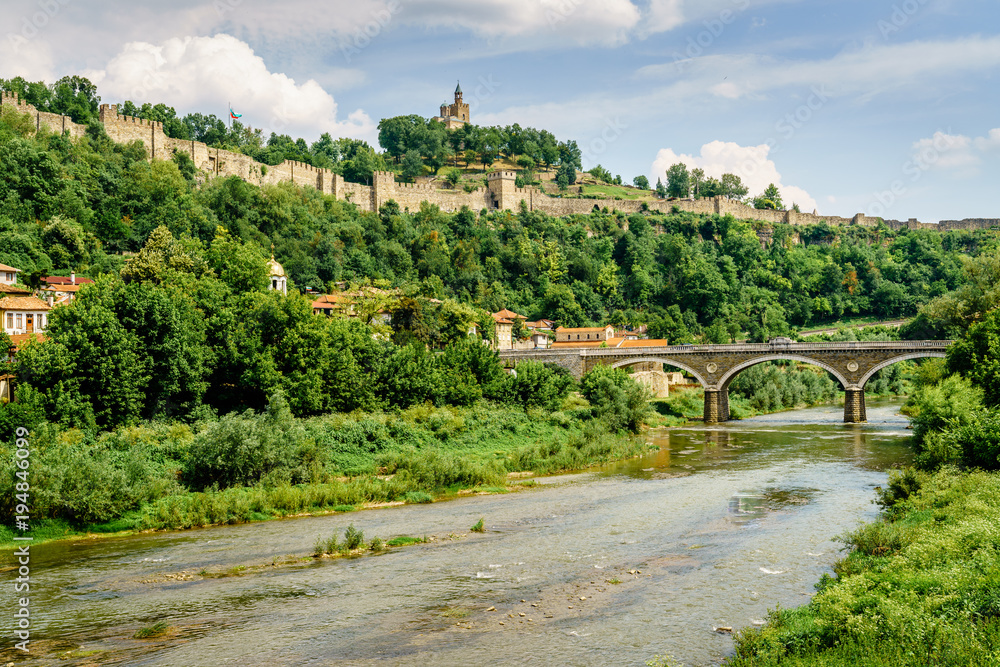 Naklejka premium Tsarevets Hill in Veliko Tarnovo