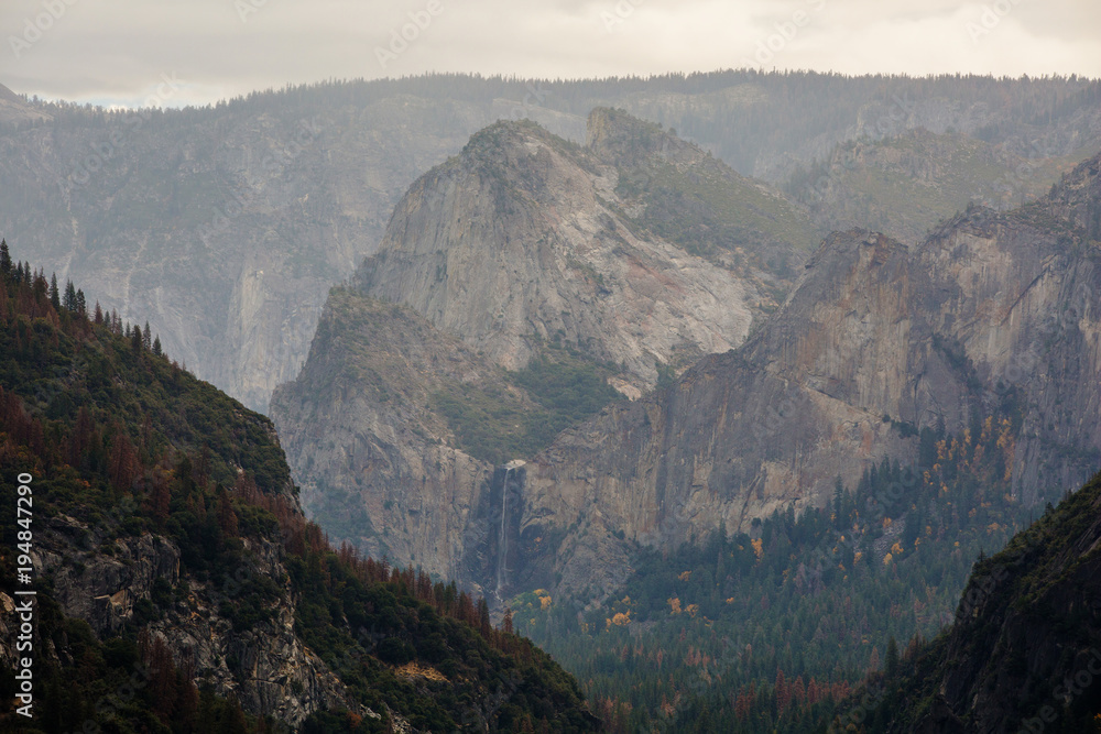Obraz premium A father with baby son visit Yosemite National Park in Californai, USA