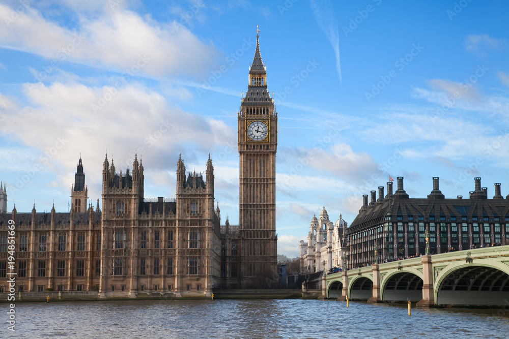 London. Big Ben clock tower.