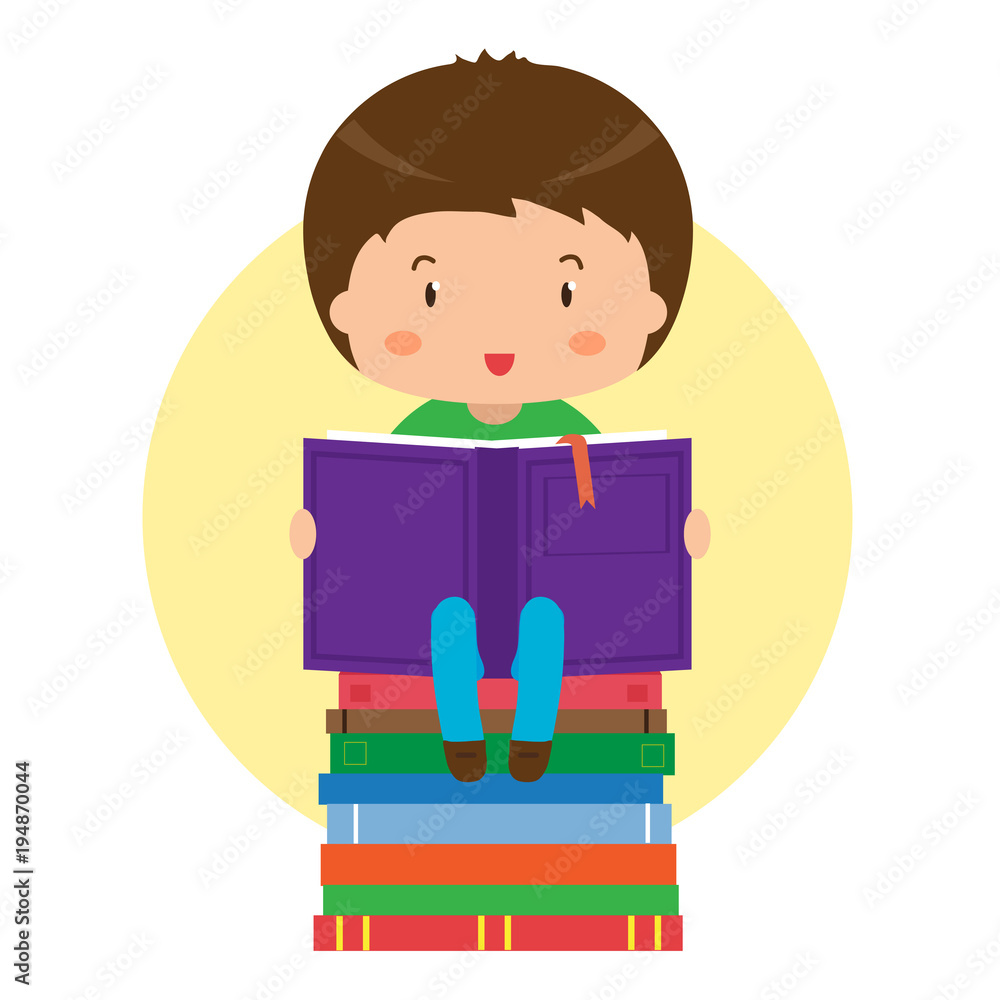 Мальчик читает книжку