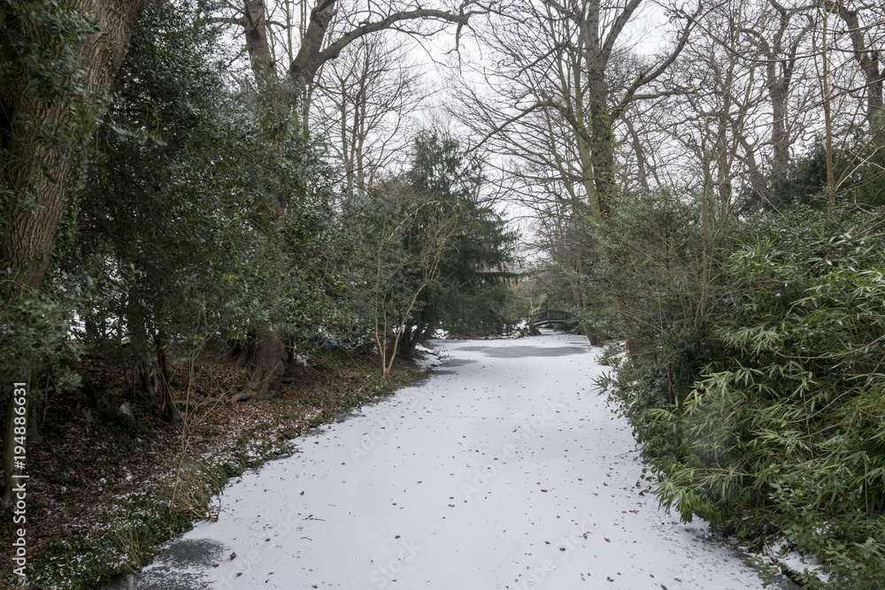 Fototapeta premium Frozen River