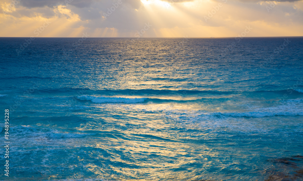 Fototapeta premium Beautiful sunset. Caribbean sea. Cancun, Mexico