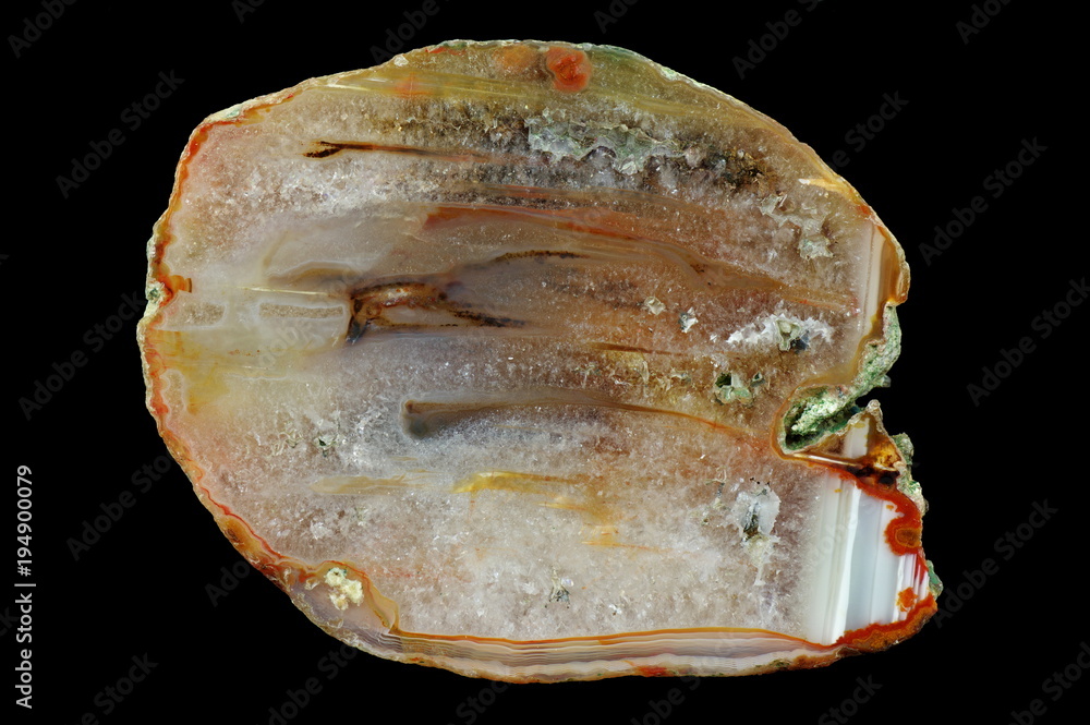 A cross-section of agate. Horizontal agate with quartz-agate fill (in reverse position).  Origin: Rudno near Krakow, Poland.