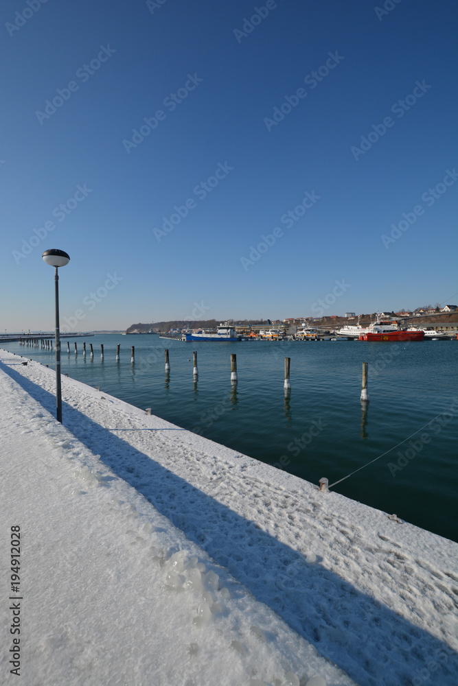 Hafenstadt Sassnitz im Winter