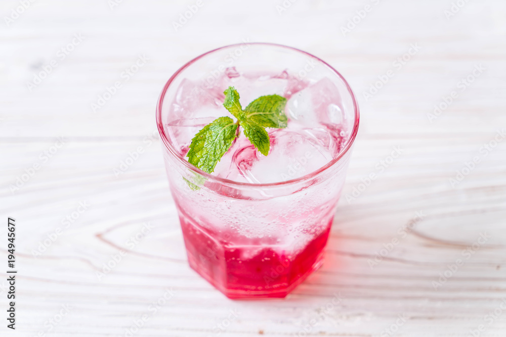 iced strawberry soda iced strawberry soda