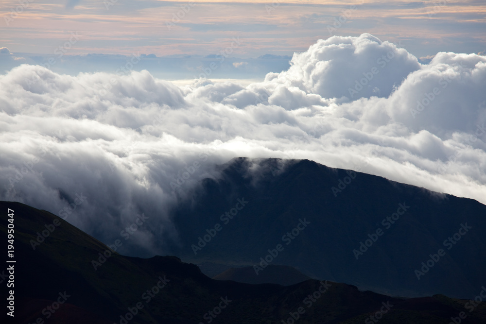 Fototapeta premium Cloudy mountains