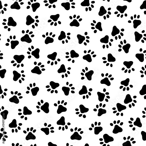 動物の足あと柄,