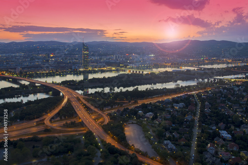 Obraz na płótnie sunset in Vienna city, aerial view. Austria w salonie