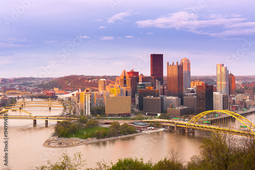 Panoramic view of Pittsburgh and the 3 rivers, Pittsburgh, Pennsylvania, USA © Jose Luis Stephens