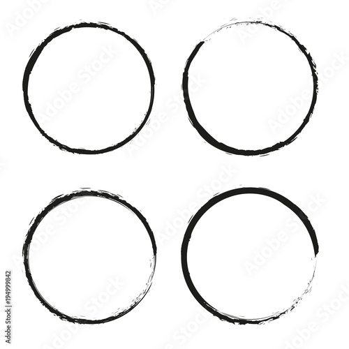 Set of grunge circles.Vector grunge round shapes.