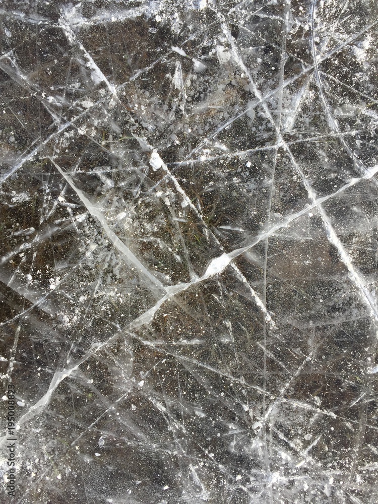 Fototapeta premium Schlittschuh- Kratzer auf Eis