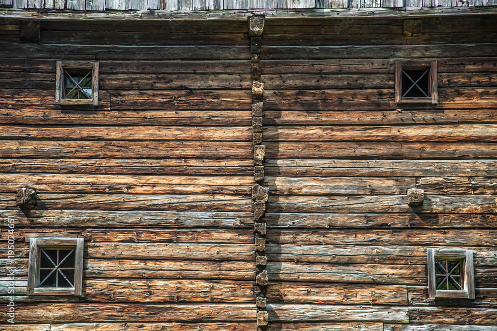 altes Bauernhaus in den Alpen altes Bauernhaus in den Alpen