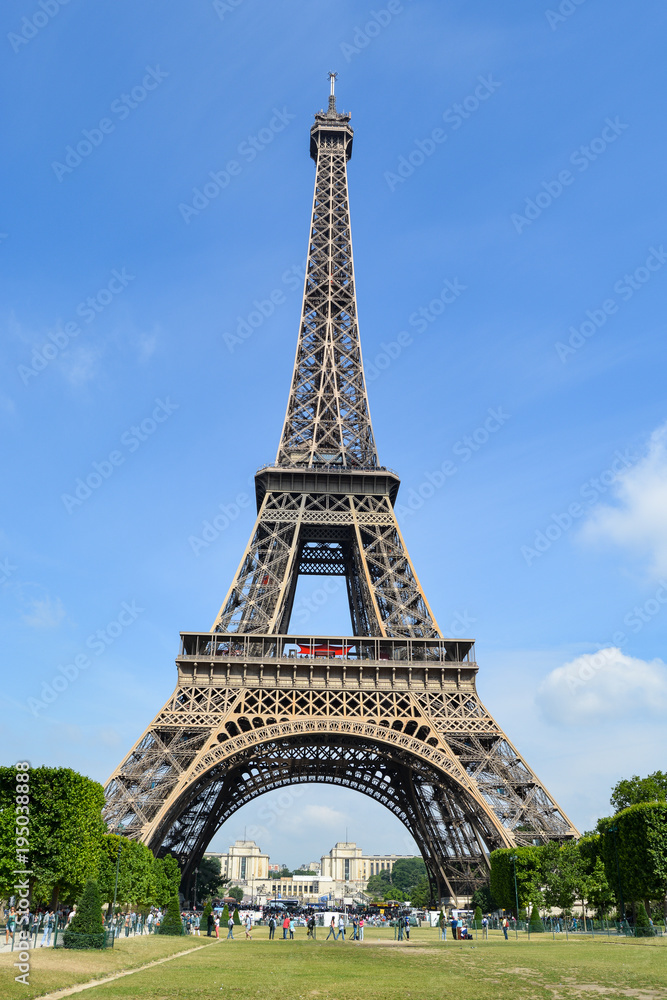 The Eiffel Tower by day
