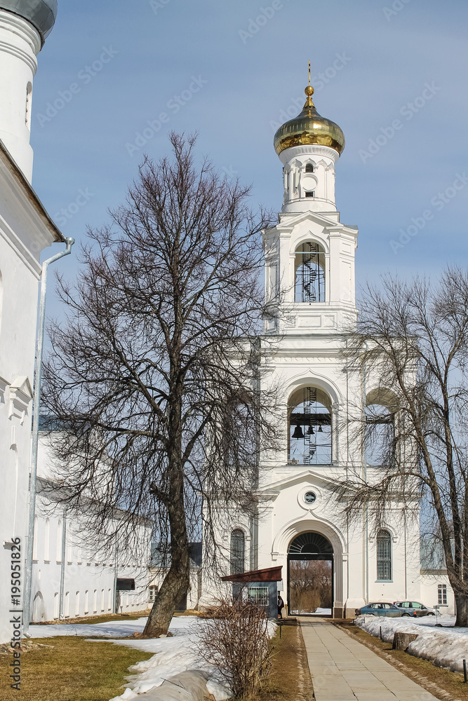 Fototapeta premium The Orthodox Church, the Novgorod, the Golden domes