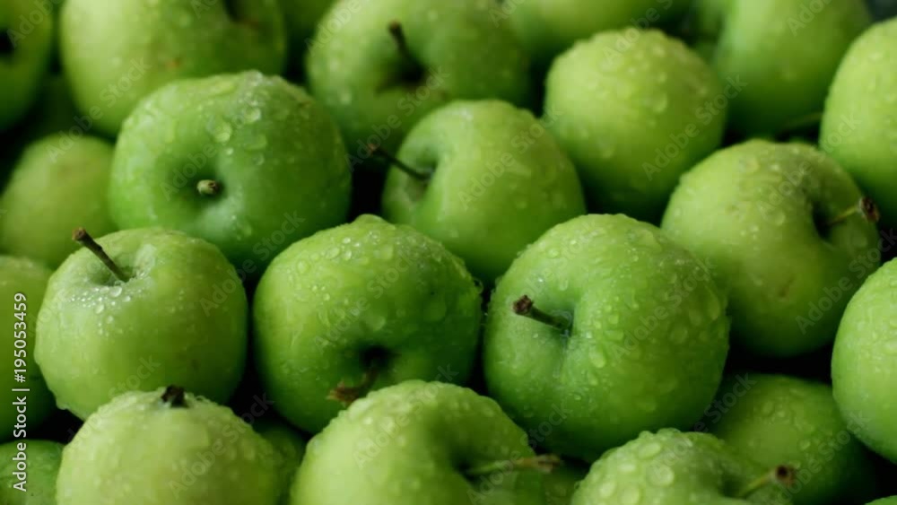 Fresh green apples - a source of healthy life