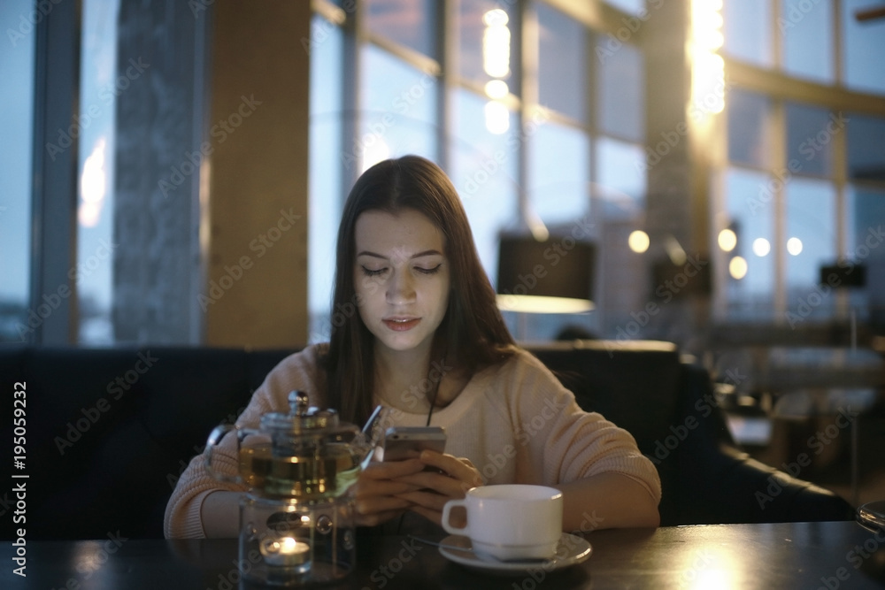 young girl chatting on the phone Internet Addiction Disorder young girl chatting on the phone Internet Addiction Disorder