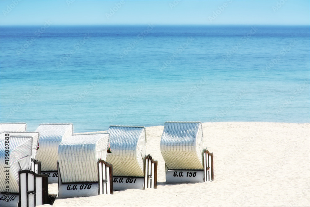 Fototapeta premium Strandkörbe auf Rügen