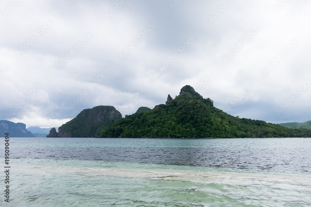 Rock formation in the ocean - El Nido, Palawan, Philippines Rock formation in the ocean - El Nido, Palawan, Philippines