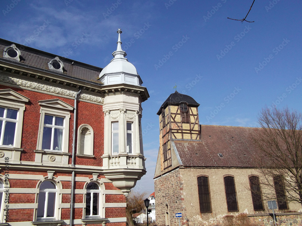 Historische Altstadt mit Evangelische St. Sabinen Kirche 

