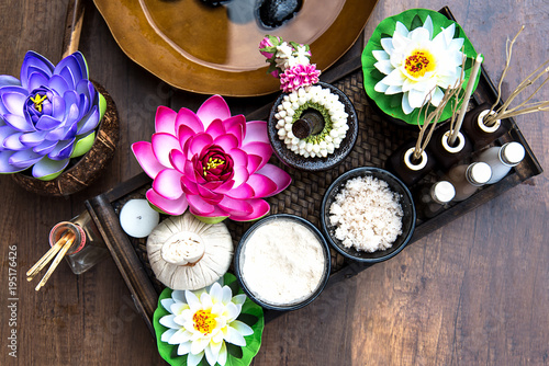 Εκτύπωση καμβά Thai Spa treatment and massage with lotus flower Thailand