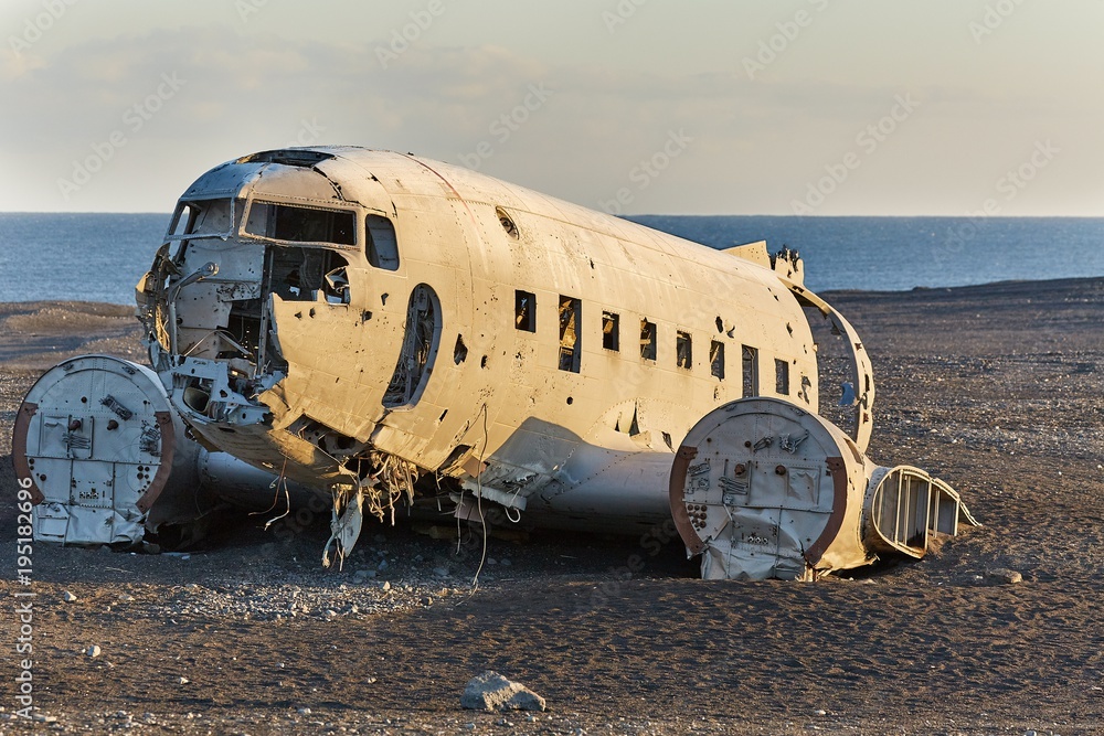 Plane wreck in Iceland