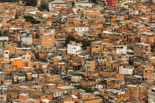favela comunidade  popular © Art by Pixel