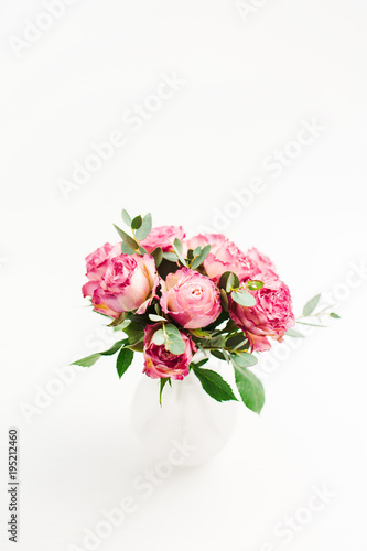 Pink rose flowers bouquet on white background. Minimal festive flower concept. © Floral Deco