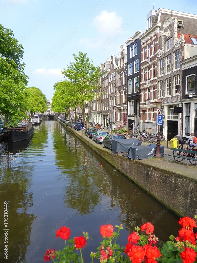 Amsterdam, canal et maisons de Bloemgracht dans le quartier du Jordaan  (Pays-Bas) Stock Photo | Adobe Stock