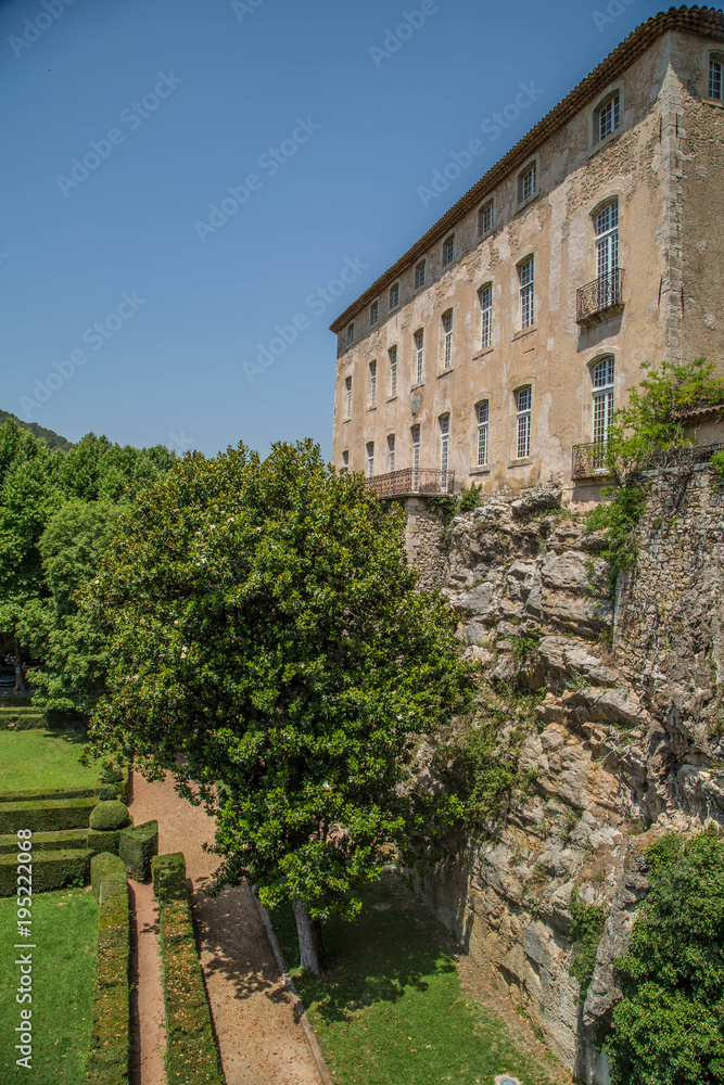 Stadt und Schloss Entrecasteaux, Var, Brignoles