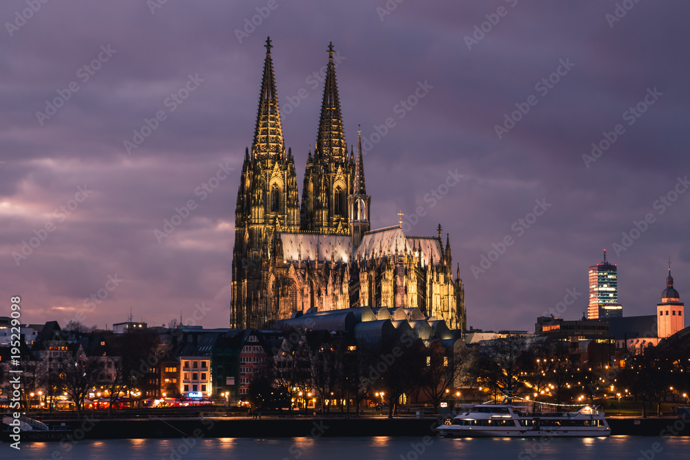 Cologne cathedral in the blue hour