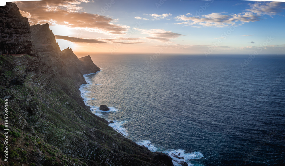 Obraz premium coast HDR