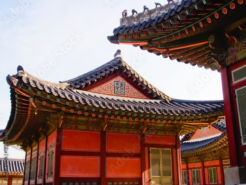 roof style of gyeongbokgung palace seoul korea