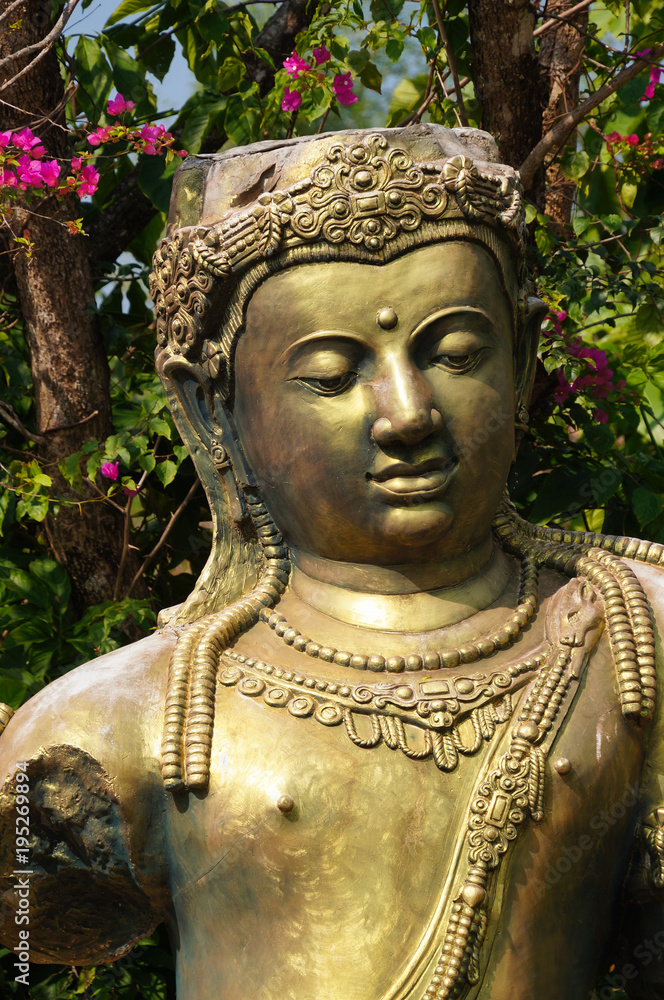 Bronze statue of Avalokitasvara in Thailand.