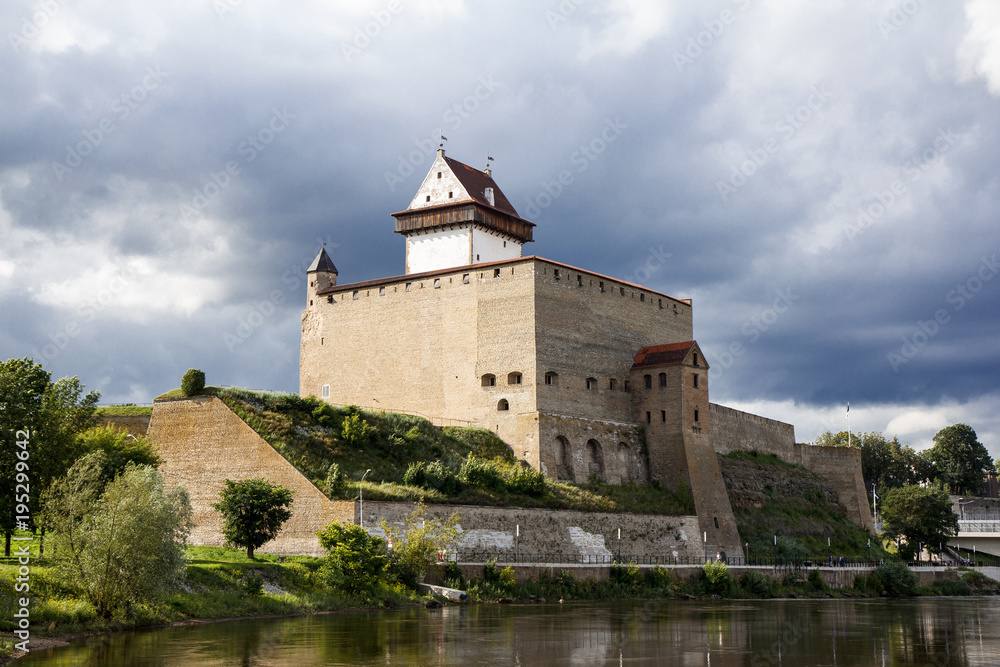 Крепость Крепость