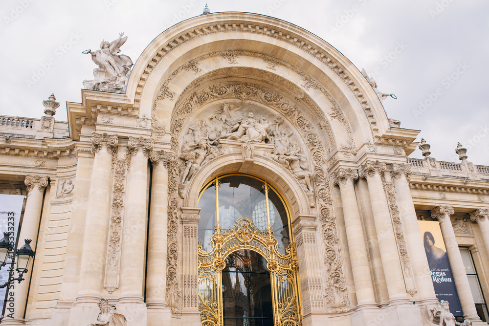 Fototapeta premium Paris, France Petit Palais
