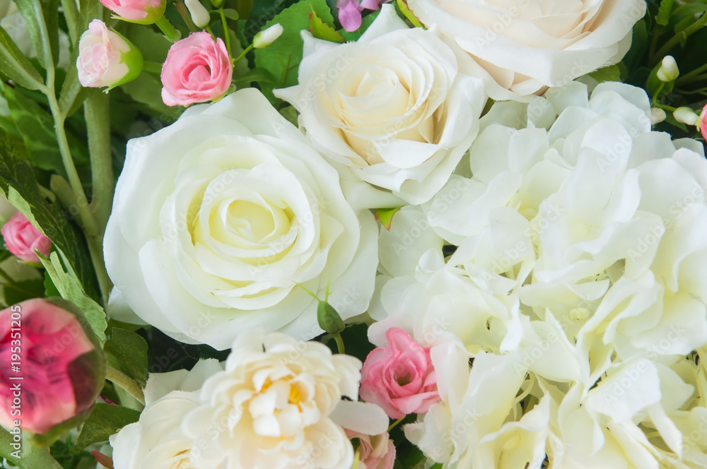 Obraz premium Pink and white bouquet roses, sweet valentine season and wedding day, symbol valentine conceptual.