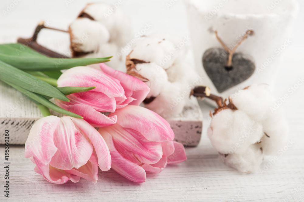 Tulips and cotton flowers Tulips and cotton flowers