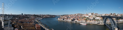 Fototapeta Naklejka Na Ścianę i Meble -  Porto panoramic